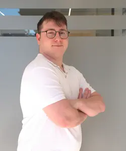 Pablo Edson Vicente, experto en el análisis del estado mecánico y valoración de vehículos en Albacete